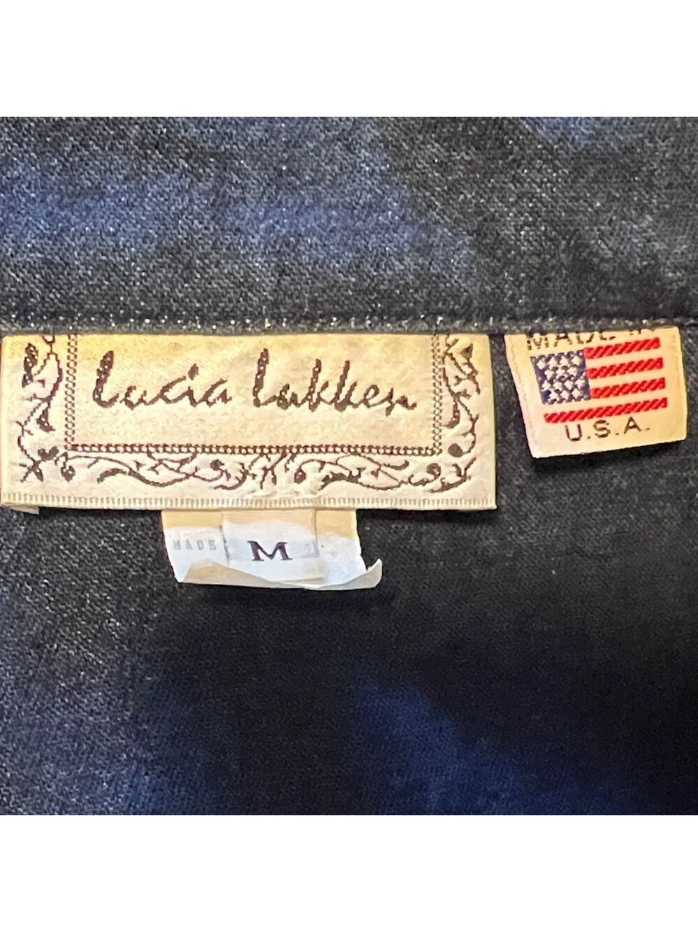 Cozy Cream and Blue Fleece Sweatshirt with Flag Patch Size Medoum - Picture 14 of 15